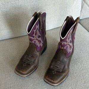 Ariat Kids Western Boots in Brown and Purple
